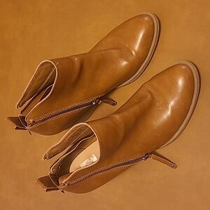 Dolce Vita faux leather zip boots size 10